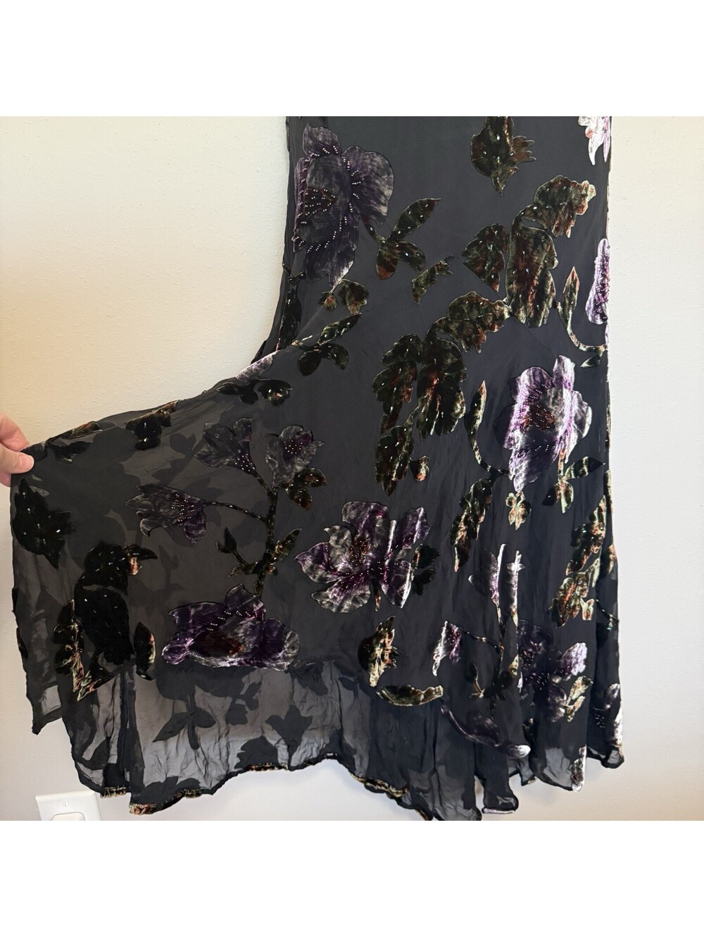 Sue Wong Black Velvet Beaded Maxi Gown Dress Vintage Silk Size 4 - Picture 8 of 9